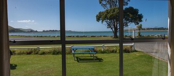 Pounawea Waterfront Motels