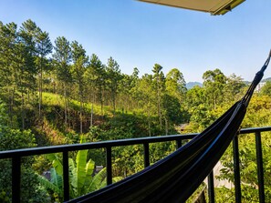 Comfort Suite, Balcony, Mountain View | Living area - Mount Crest Lodge (Ella)