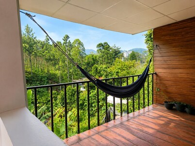 Mount Crest Lodge