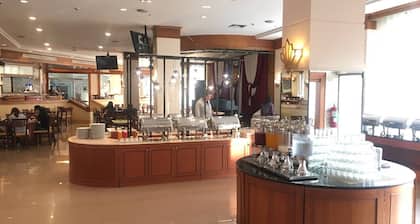 Green World Palace Hotel