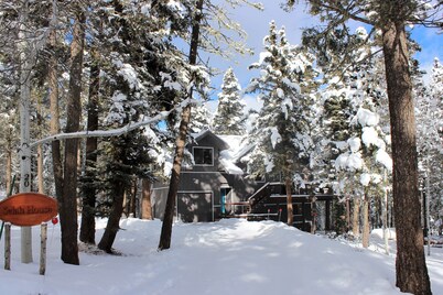 Selah House: Great for family ski trips!