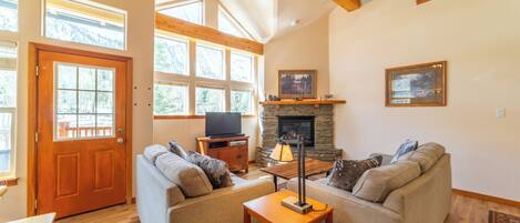 TV, fireplace, DVD player