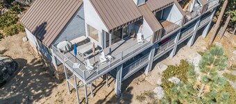 NEUE AUFLISTUNG! Lakeview und moderne Wohnung mit herrlichem Blick von der Veranda!