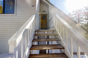 Property grounds - 3BR Huntington Lake Condo w/ mountain views, 2 decks, WiFi, & private W/D (Lakeshore)