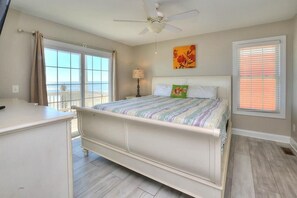 5 bedrooms, desk, iron/ironing board, WiFi