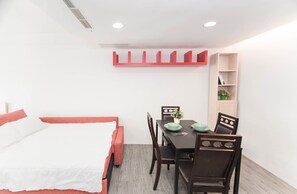Studio, 1 Double Bed, Non Smoking | Bathroom amenities | Shower, free toiletries, hair dryer, slippers - Taipei Cozy Studio (Taipei)