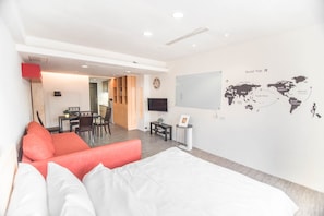 Studio, 1 Double Bed, Non Smoking | Living area | Flat-screen TV - Taipei Cozy Studio (Taipei)