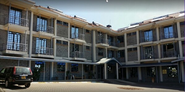 Free self parking - Passionist Retreat Center (Nairobi)