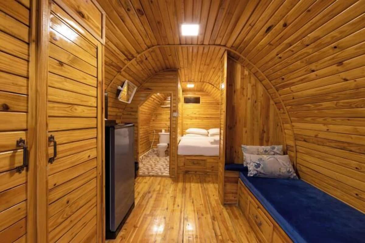 1 slaapkamer, een minibar, een bureau, een laptopwerkplek