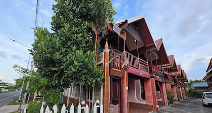 Ruean Mai Chaylay Songkhla