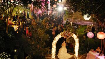 Aussenbereich für Hochzeiten