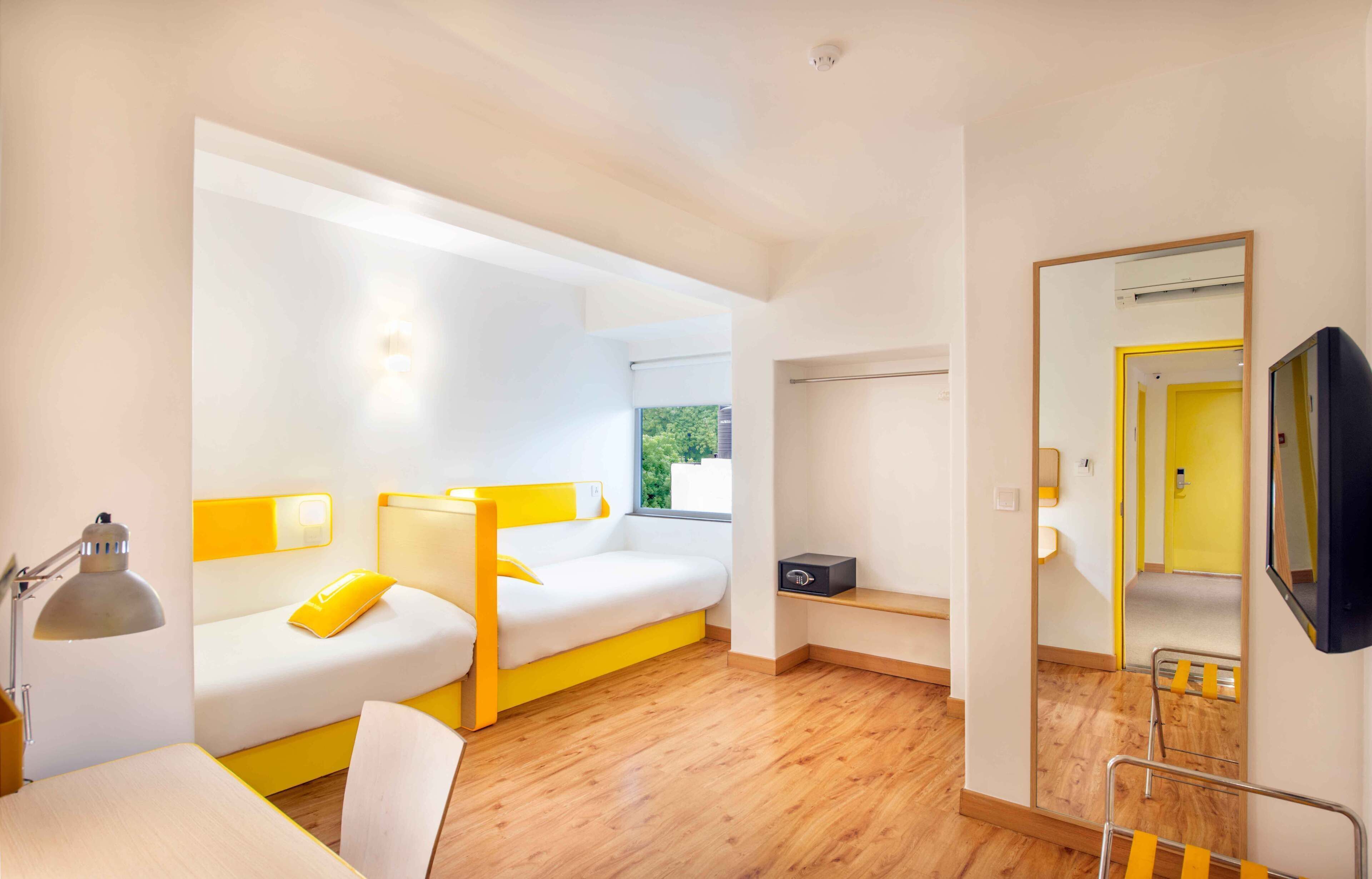 In-room safe, desk, free WiFi, bed sheets