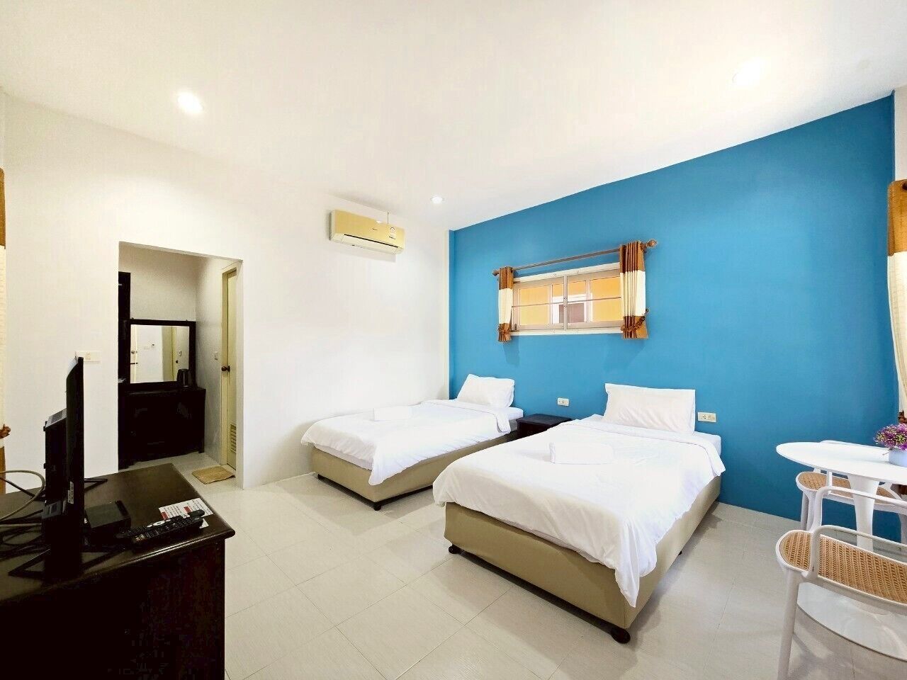 Superior Room, Non Smoking | Free WiFi