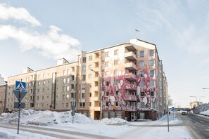 Front of property - Hiisi Homes Helsinki Sörnäinen (Helsinki)