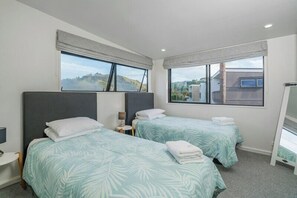 2 habitaciones, tabla de planchar con plancha y wifi gratis 