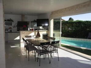 Free daily buffet breakfast - Chambres d'Hôtes Le Saint Ô Détente (Saint-Orens-de-Gameville)