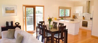 Growlers Creek Lodge