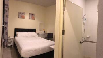Standard Double Room | Free WiFi