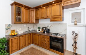 Fridge, stovetop, dishwasher, coffee/tea maker - 2 bedroom gorgeous apartment in Ploce (Ploce)