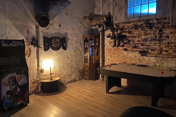 Children’s play area – indoor