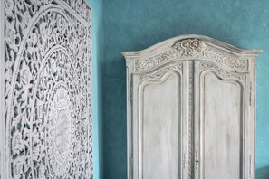 Double Room, 1 Queen Bed, Non Smoking (Ravel) | Room amenity - Le Stanze della Musica (Borgomale)