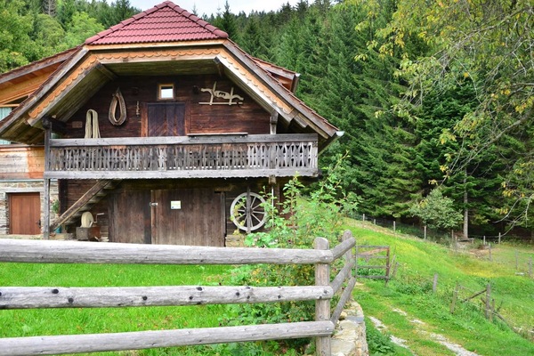 Aussenansicht im Sommer
