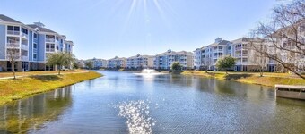  Beautiful, Clean condo, new furniture beds carpet TVs. Lake view, private Wifi 