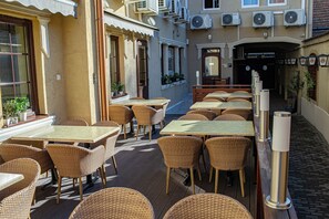 Terrace/patio - Öreg Miskolcz Hotel (Miskolc)