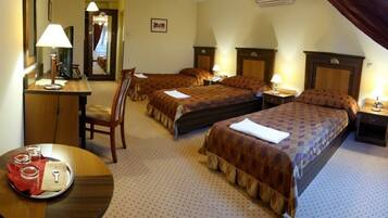Premium bedding, pillow-top beds, minibar, in-room safe