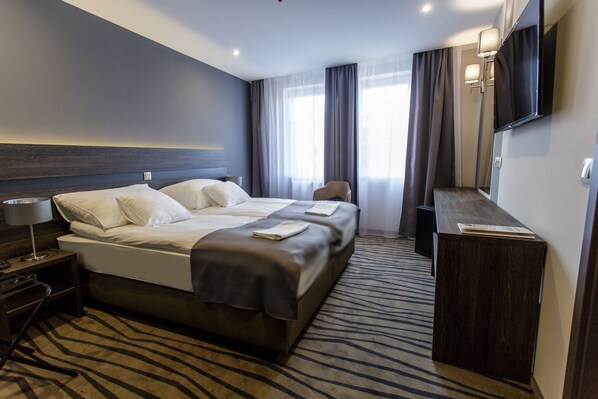 Superior Room | Premium bedding, pillowtop beds, minibar, in-room safe - Öreg Miskolcz Hotel (Miskolc)