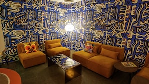 Bar lounge