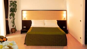 Classic Double or Twin Room, 1 Queen Bed