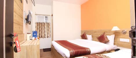 Egyptian cotton sheets, premium bedding, desk, soundproofing