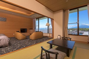 Caja de seguridad en la habitación 