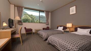 Twin Room | In-room safe