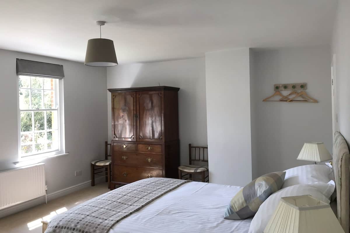 Luxury House, Ensuite, Garden View