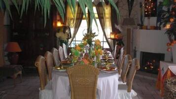 Petit déjeuner préparé à la commande compris tous les jours