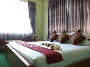 Escritorio y wifi gratis