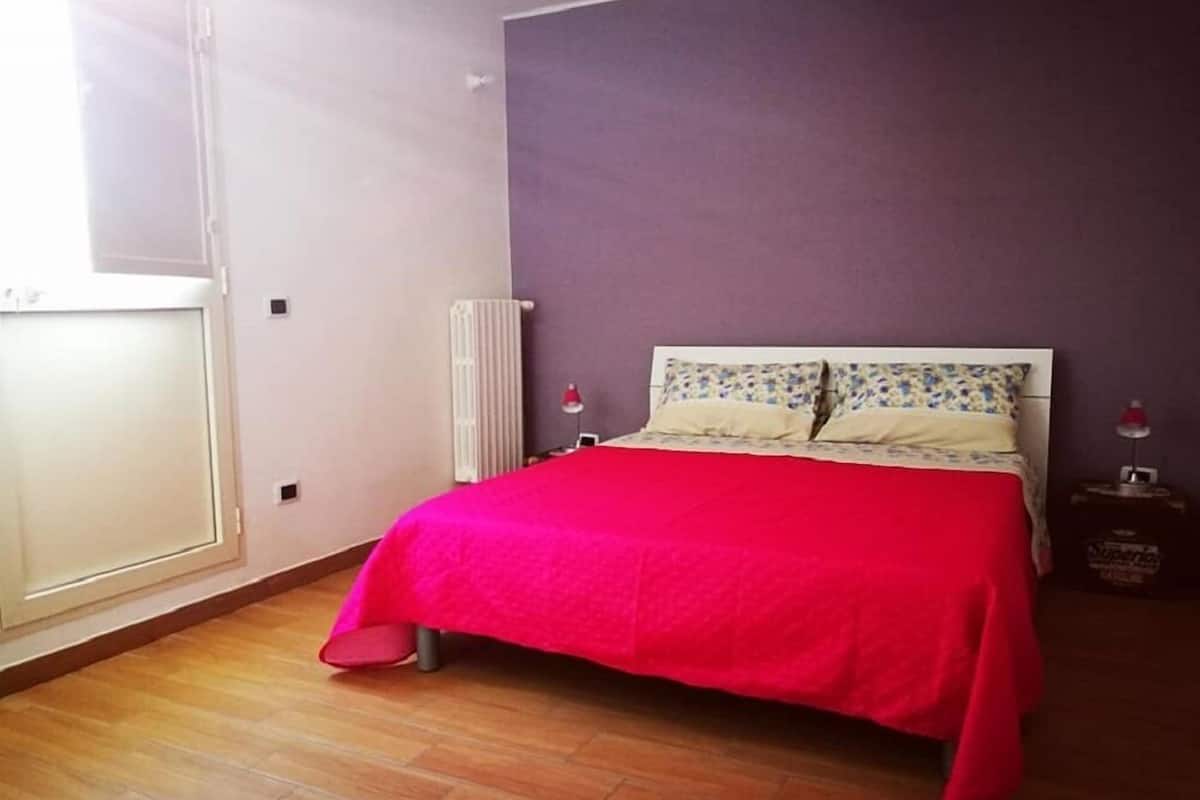 Family Apartment, 2 Bedrooms, Kitchen (Yellow, Violet) | Free WiFi, bed sheets