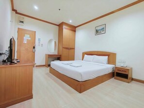 Standard Double Room, 1 Double Bed, Non Smoking | Desk, laptop workspace, free WiFi, bed sheets - Sabai Hotel (Nakhon Ratchasima)