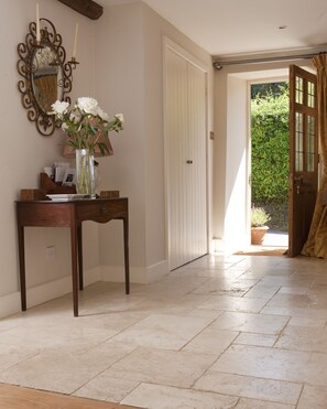Lobby - The Old Post Office Adlestrop (Moreton-in-Marsh)