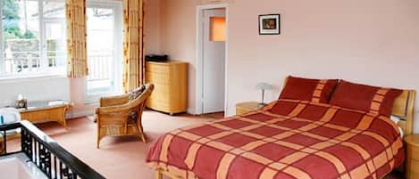 Chambre Double Exclusive, 1 trĂšs grand lit, non-fumeur