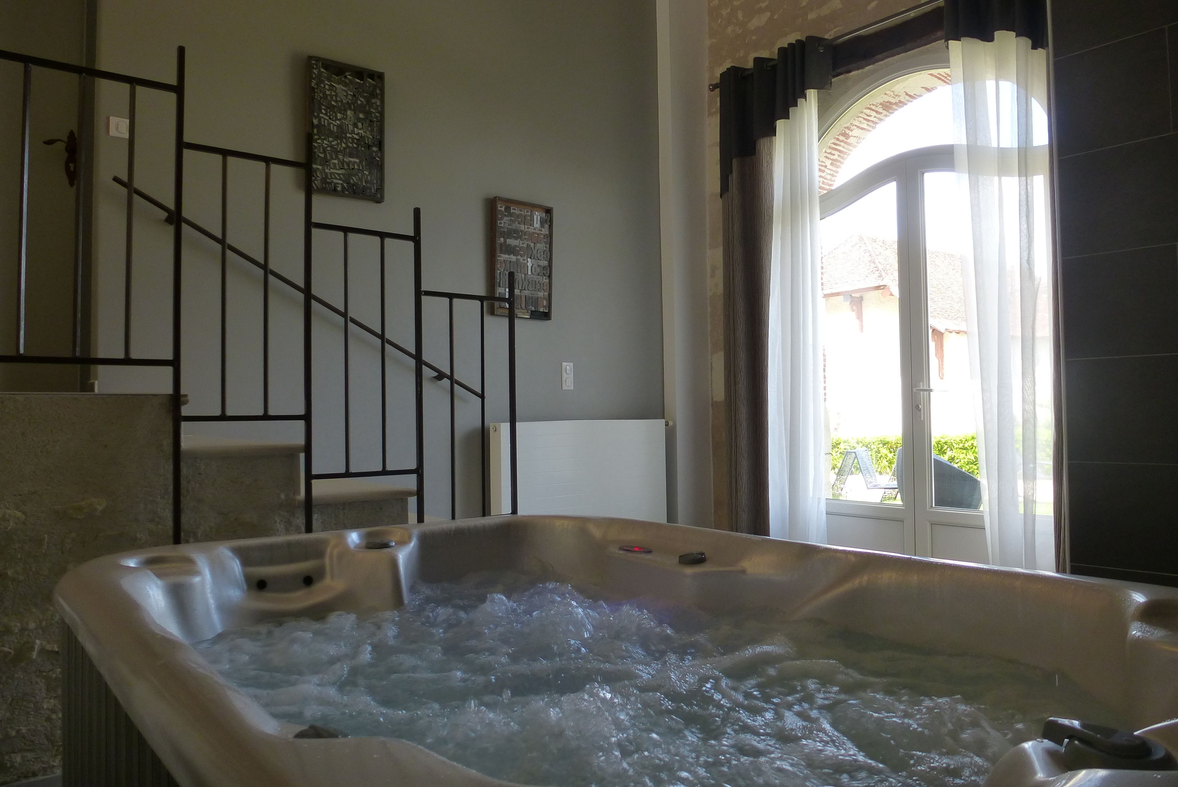 Cottage, 3 Bedrooms (Jacuzzi privé) | Jetted tub