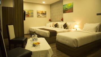 Family Quadruple Room, 1 Double Bed, Non Smoking | In-room safe, soundproofing, iron/ironing board