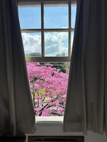 Double Room, 1 Double Bed | Free WiFi, bed sheets