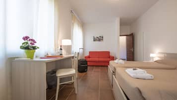 Free cots/infant beds, free WiFi, bed sheets