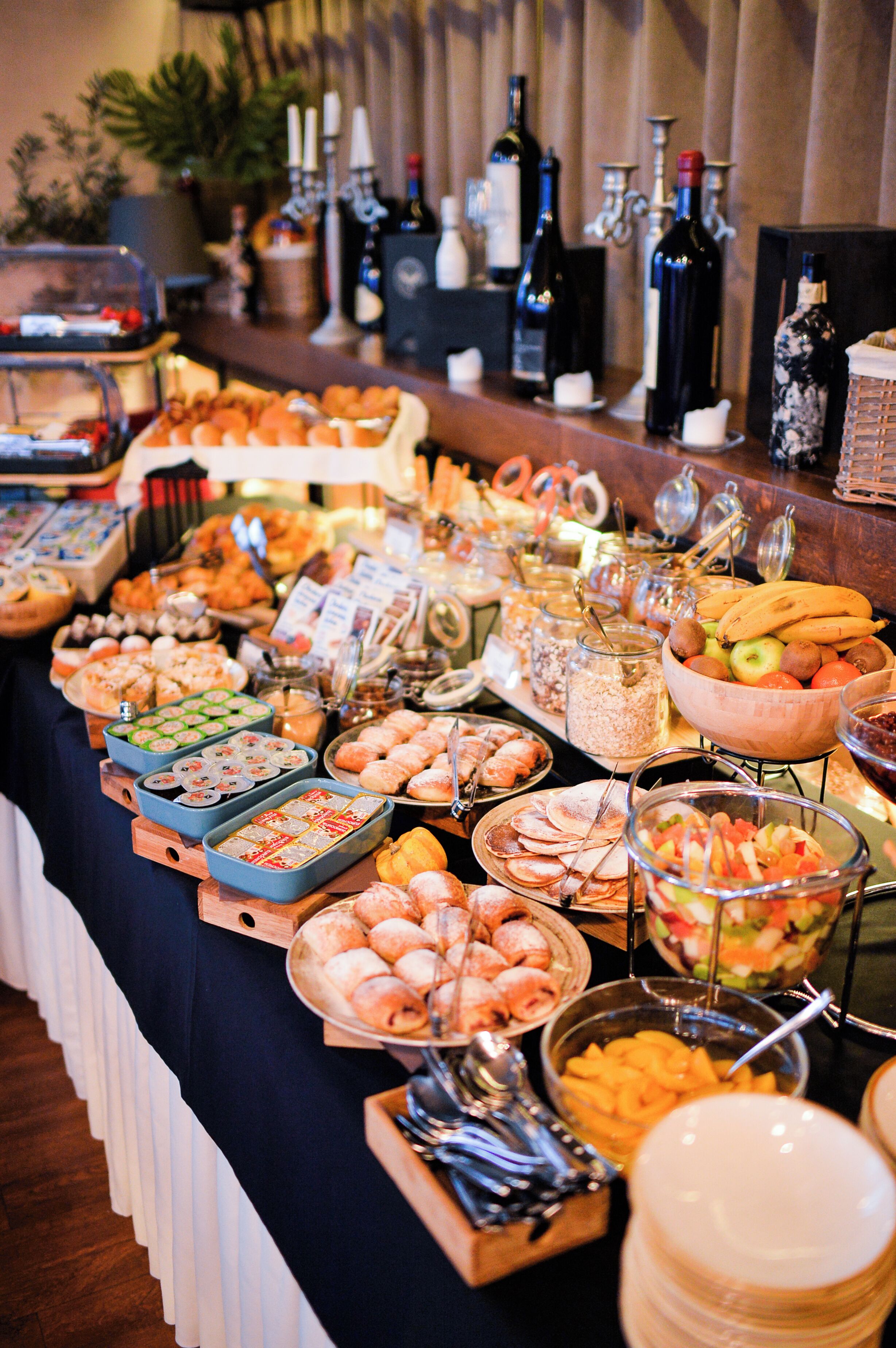 daily buffet breakfast (eur 10 per person)