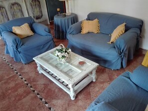 Living room - Hosteria Posada de la Villa (Villa Gesell)