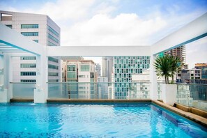 Outdoor pool - Citylise Studio (Kuala Lumpur)