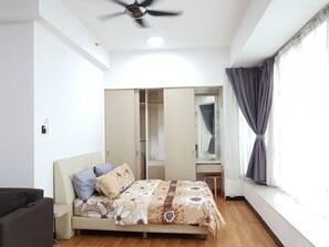 Signature Studio | Iron/ironing board, free WiFi, bed sheets - Citylise Studio (Kuala Lumpur)